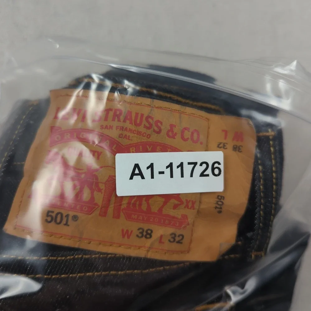 Levis 501 Jeans Mens‎ 38x32 Black Button Fly Western Faded Classic American